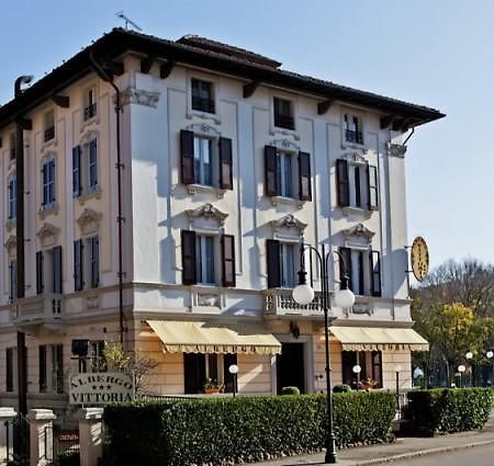 Albergo Vittoria サルソマッジョーレ・テルメ エクステリア 写真